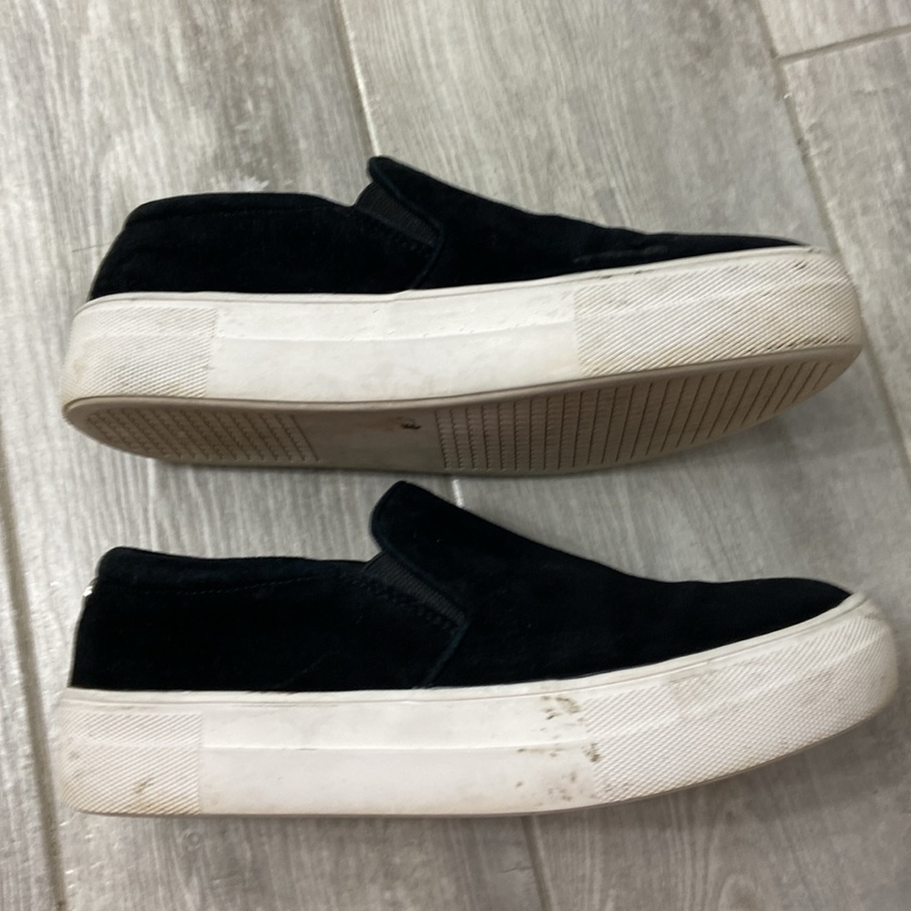 Steve  Madden suede shoes ex cond